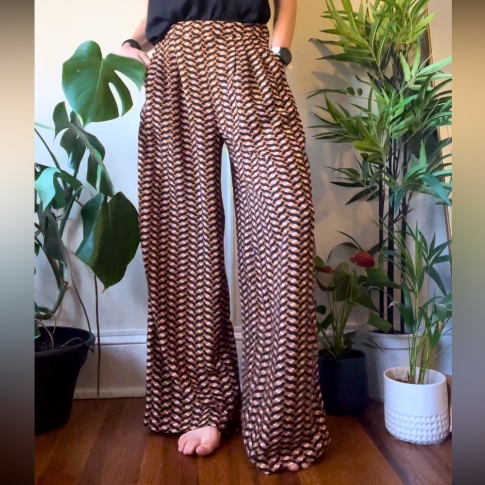 Who What Wear Wide Leg Flowy Trouser Pant | Brown Black Pattern | 2